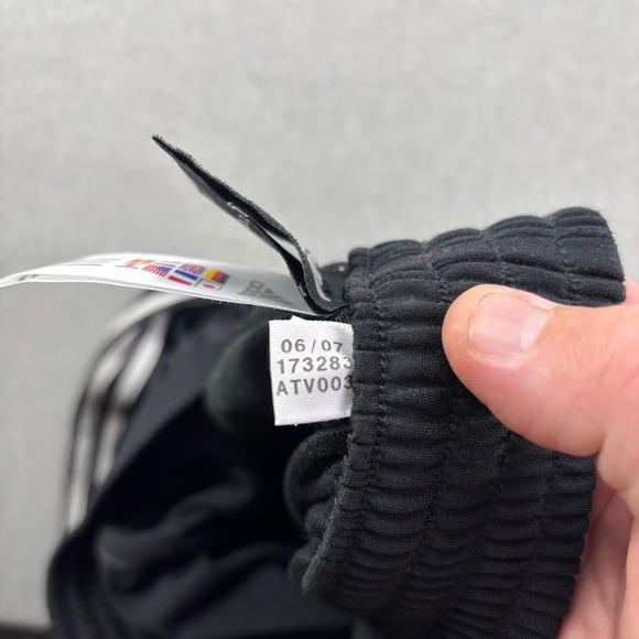 Adidas Tear Away Track Pants‎ Mens 2XL Black 3 Stripe Wide Leg Baggy Y2K 2007 - Picture 6 of 7